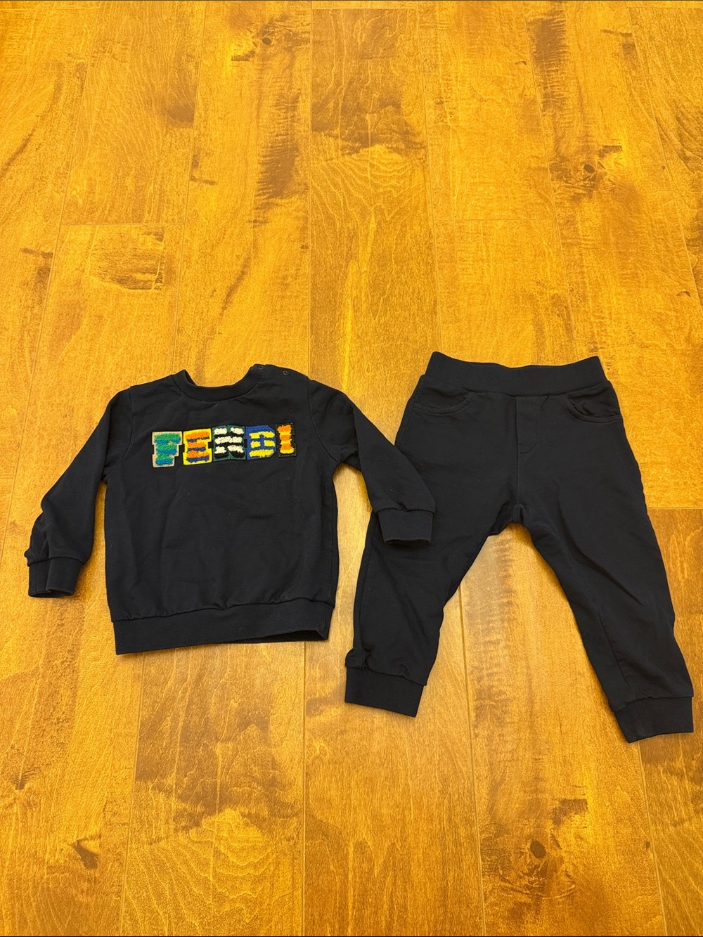 Fendi baby boys 12M SET Kids Pullover Sweatshirt and Jogger Set